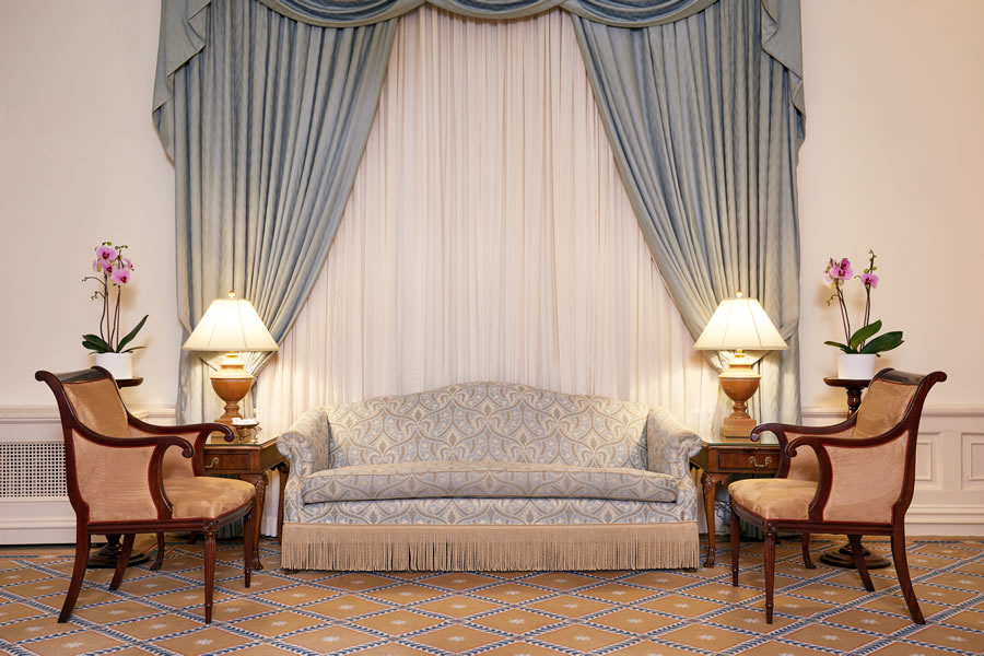 Crestwood Blue Room Sofa And Chair